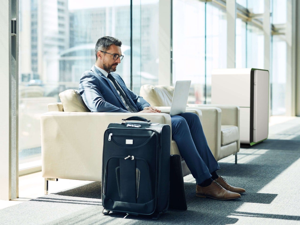 Aircraft filters for airplanes and airports, for clean virus-free air, by MANN+HUMMEL